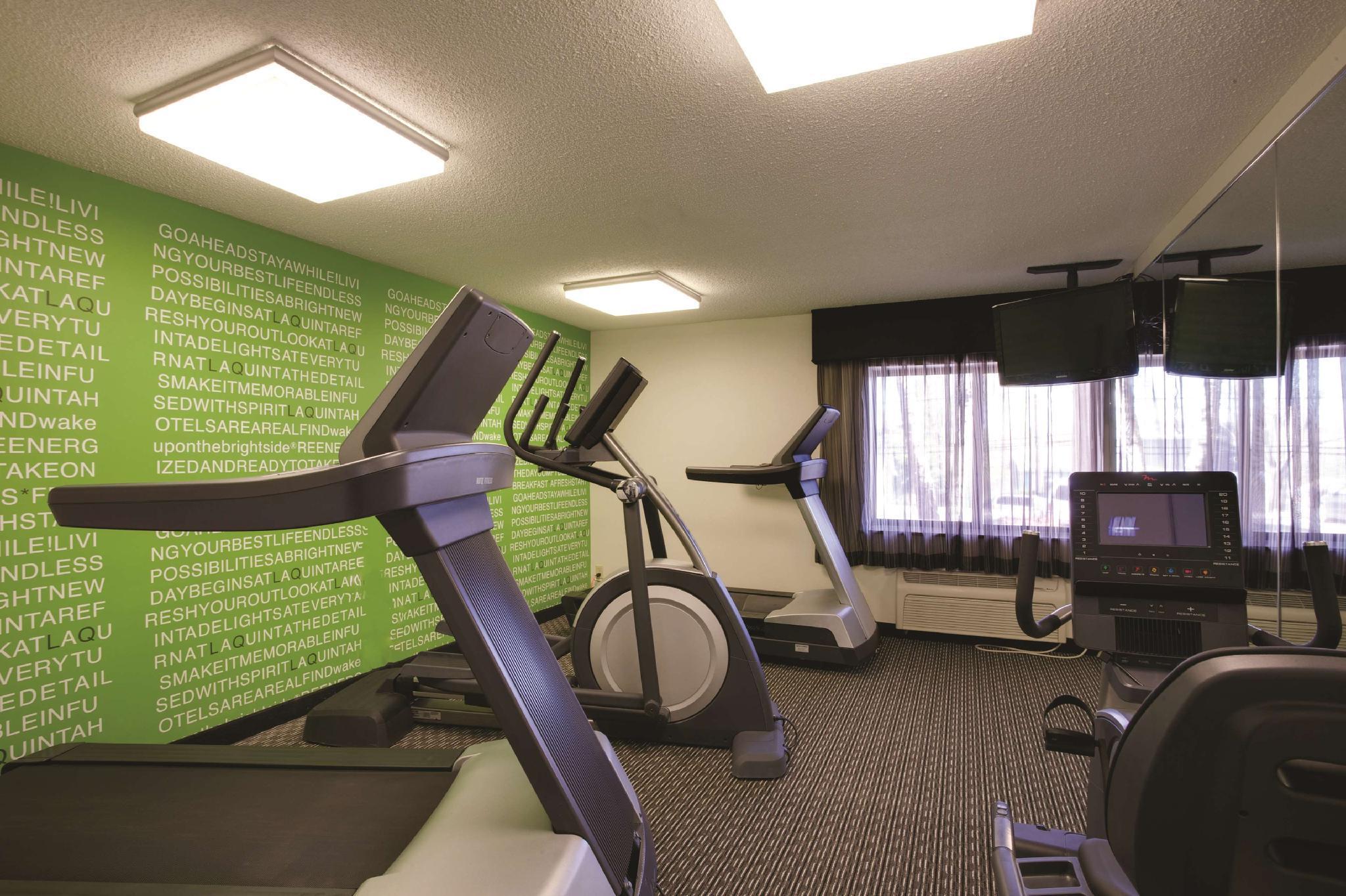 La Quinta By Wyndham Harrisburg Airport Hershey Экстерьер фото